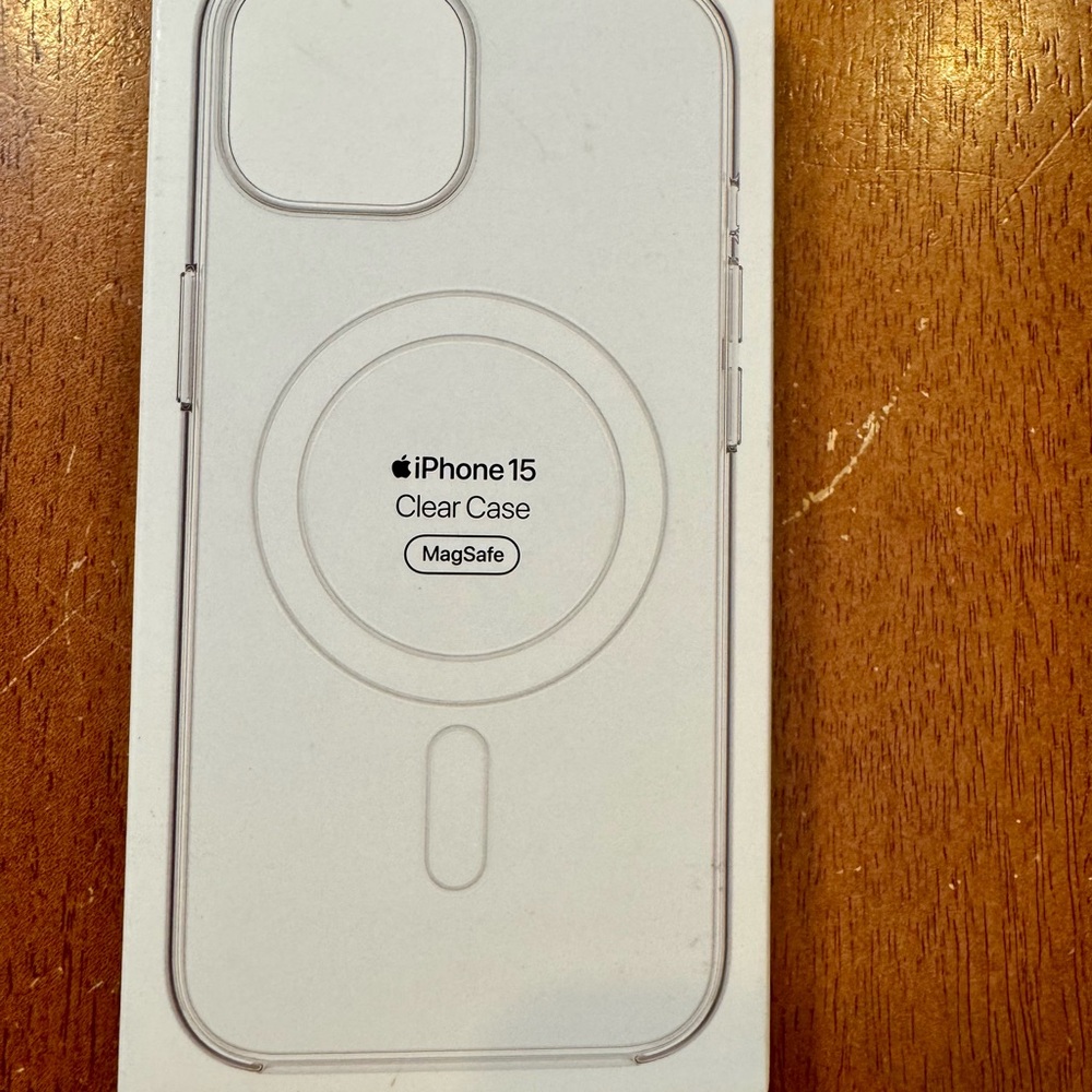 New in box Apple Clear iPhone 15 Case with MagSafe Compatibility, clear case